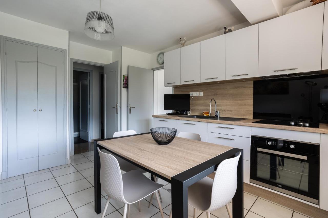 Vue Sur Les Montagnes Apartment Embrun Bagian luar foto