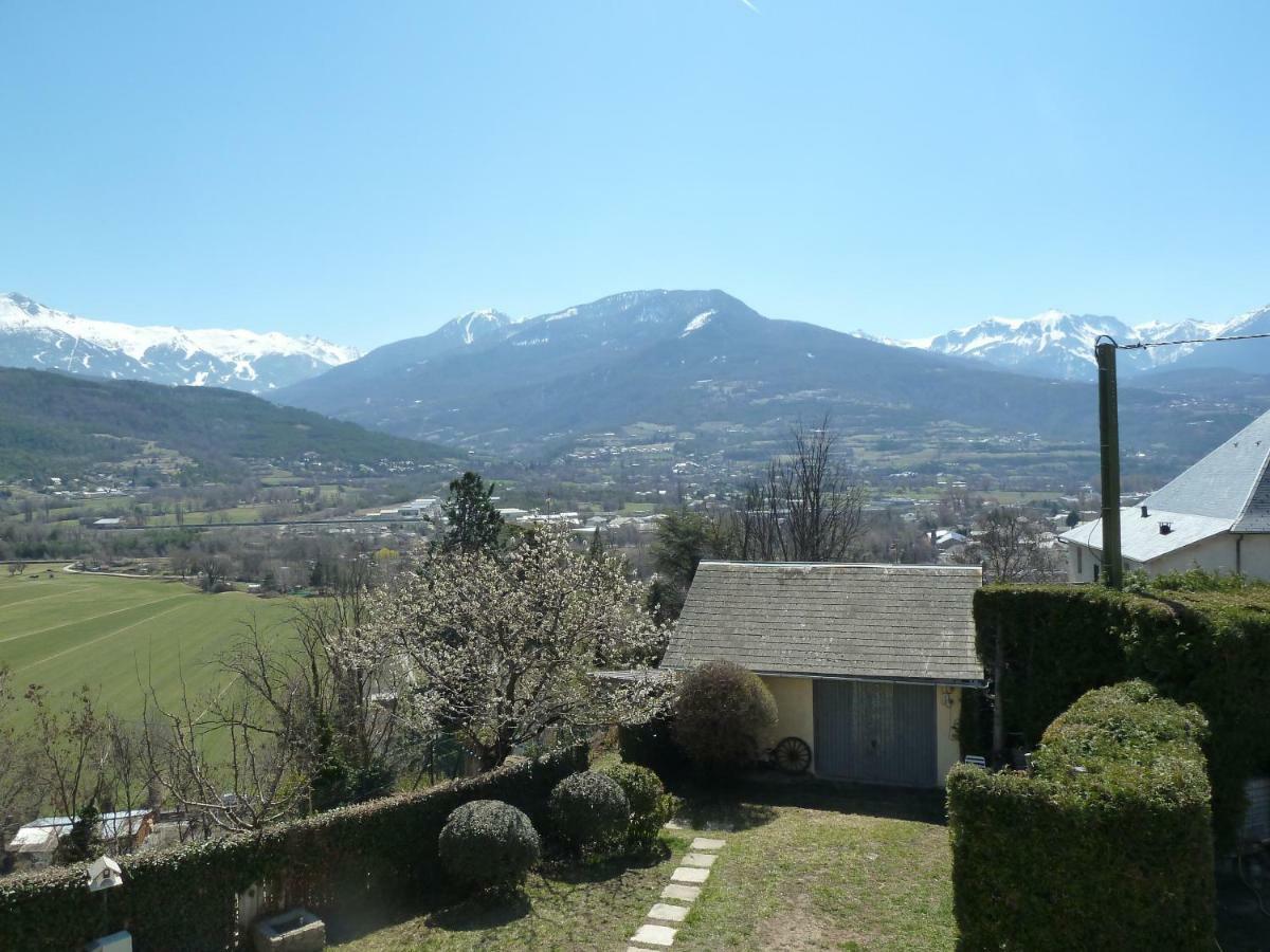 Vue Sur Les Montagnes Apartment Embrun Bagian luar foto